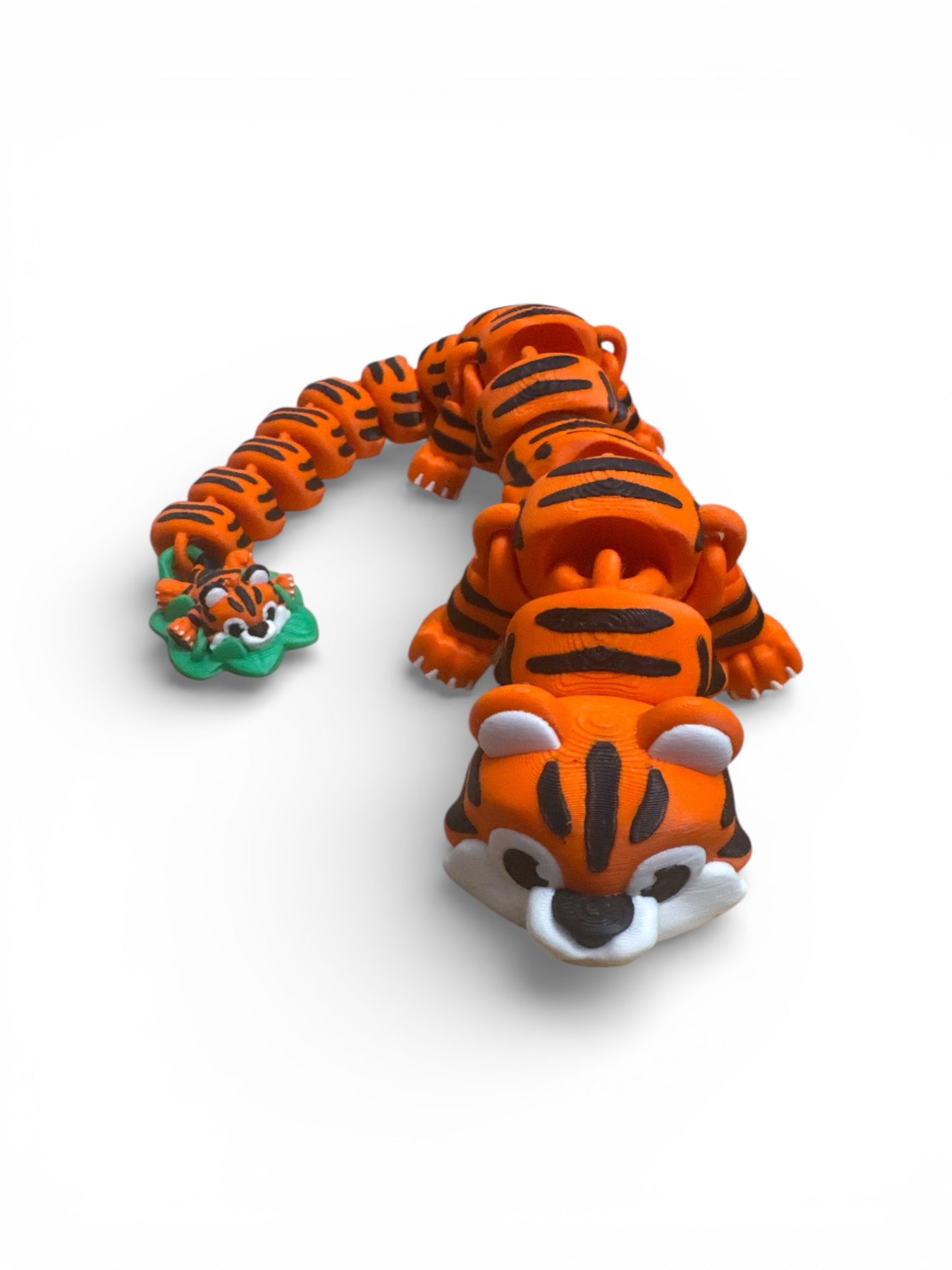 Flexi Tiger Articulated 3D Printed Toy – Cute Poseable Tiger Fidget, Desk Pet, Gift for Kids & Animal Lovers